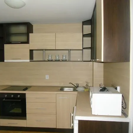 Apartment Lotos Elena's Kranewo