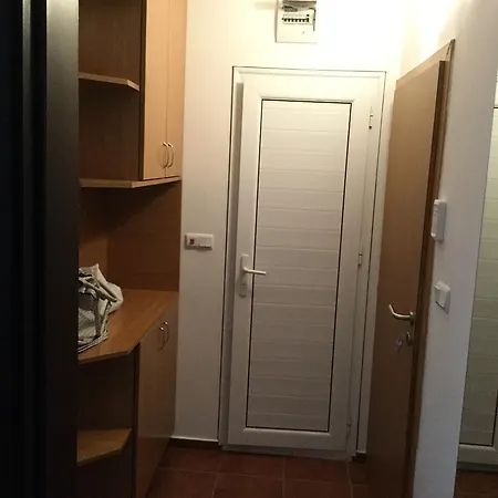 Apartment Lotos Elena's Kranewo