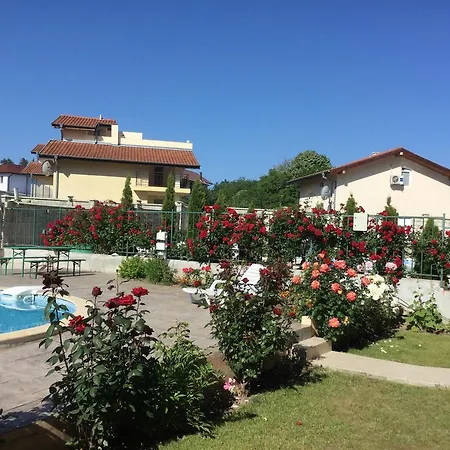 Apartment Lotos Elena's